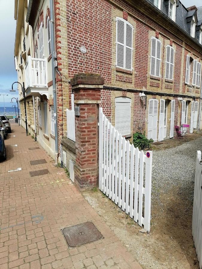 Le Cottage De Gabriel Front De Mer Villers-sur-Mer Exterior photo
